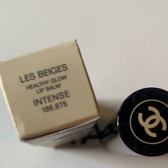 CHANEL Les Beiges Healthy lip balm Color - Intense - Picture 5 of 6